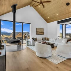 Wasatch View - Luxury Alpine Retreat with Private Hot Tub and Mountain Views