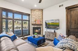 Greg's Canyons Home Walk Ski Lift Private Hot Tub