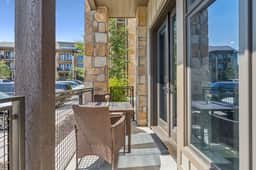 Modern Mountain Escape at Blackstone Walk to PCMR!