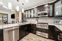 Powder Inn: Lux Condo|Canyons Village|Mtn Views