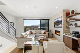 Upscale Retreat w/ Hot Tub, Steam, Pet-Friendly