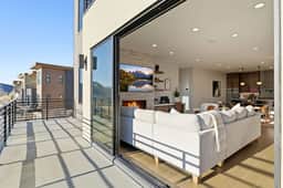 Upscale Retreat w/ Hot Tub, Steam, Pet-Friendly