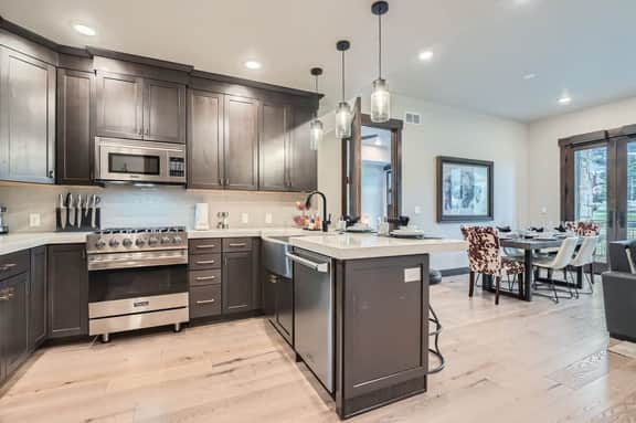 Blackstone Majesty | Luxury & Ski Vibes
