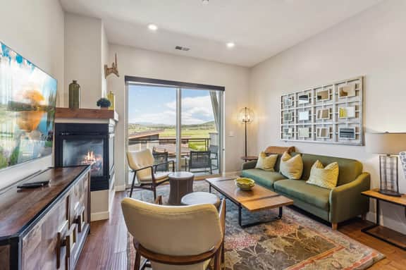 Modern Townhouse with HotTub & Garage! - Image 2