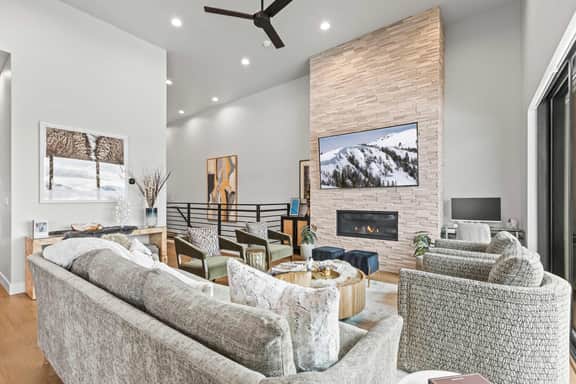NEW! Breathtaking Views from Every Room/Fireplace - Image 5