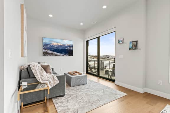 NEW! Breathtaking Views from Every Room/Fireplace