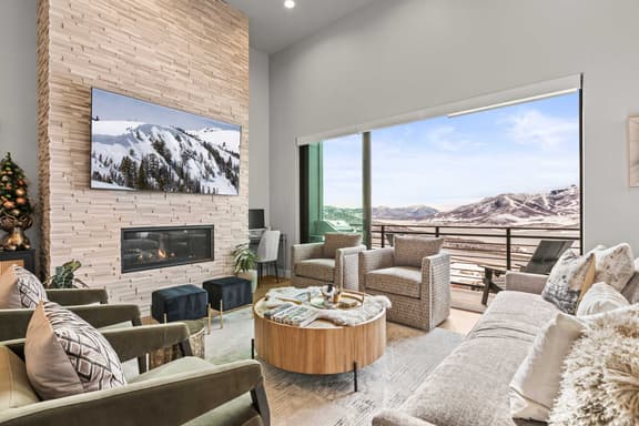 NEW! Breathtaking Views from Every Room/Fireplace - Image 1