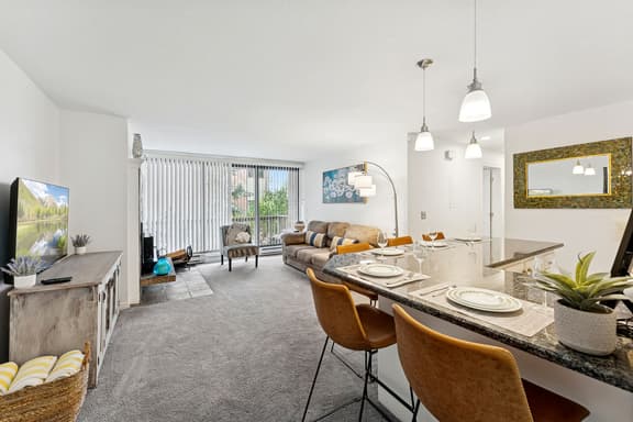 Silvertown Powder Pad-on Park Ave, Steps to Slopes, Shops and Dining!  - Image 1